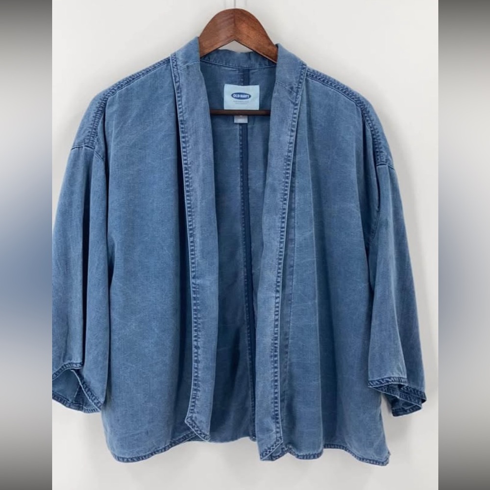 Old Navy Chambray Blue Open Front Jacket. Size Medium